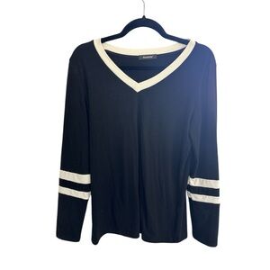 EasyGala Black and White Striped Sleeve V-Neck Top, size Small, NWOT